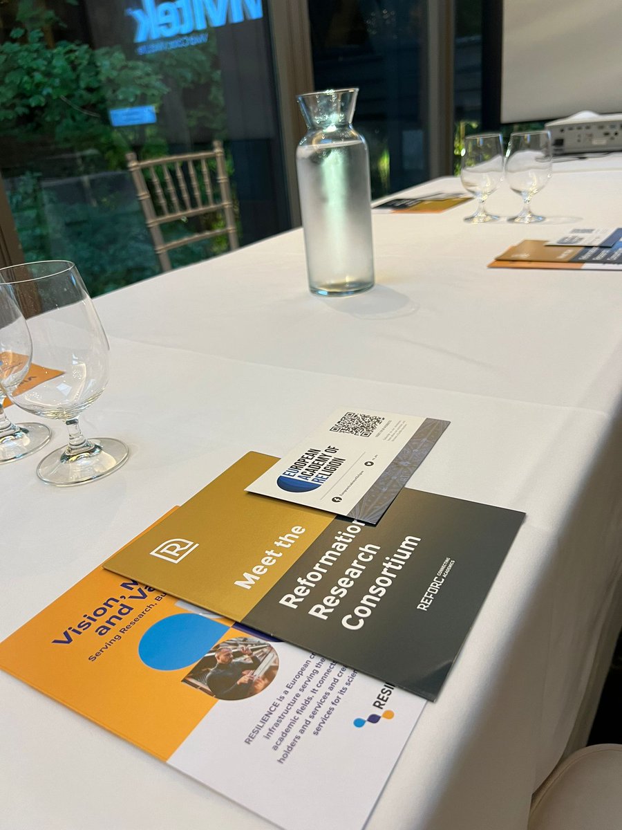 resilienceRI's tweet photo. Today in Toronto we present important European initiatives dealing with the study of religion
@eu_are @REFORConsortium #interrelations #synergies #expertmeeting https://t.co/SxT1n1JXBj