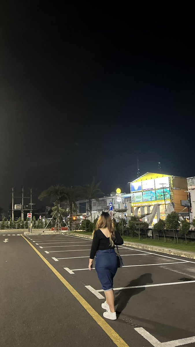 Matchaalattee97's tweet photo. Kepo sendiri , giliran dapat sesuatu malah sakit sendiri 
Dasar Perempuan 😌😌 https://t.co/Qblp80bRZe