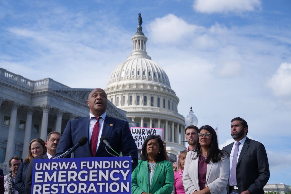 Congresswoman Rashida Tlaib tweet media
