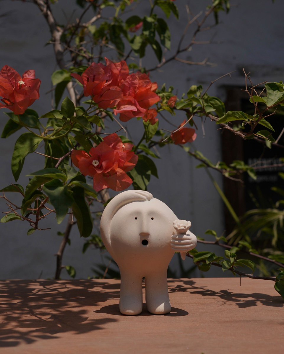 claymen_'s tweet photo. Mutual Kindness. If only we were kinder to one another.

Dimensions:
Well Wisher Full Figure: L 3.1 x W 3.1 x H 4.5 in
Well Wisher Clayhead: Diameter: 3.5 in

https://t.co/mVkMXFTFKW https://t.co/hnI1kOV9nf