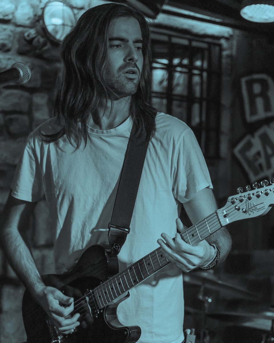 PleyelRock's tweet photo. Muy buenasss!! 
Nos llegan por aquí unas fotacas que nuestro amigo PabloEnAcción sacó en el concierto de @SALA_REVOLVER , el pasado 6 de septiembre.

Muy pronto tendréis más noticias nuestras!!🔥🔥 https://t.co/GnCwPLR5Uf