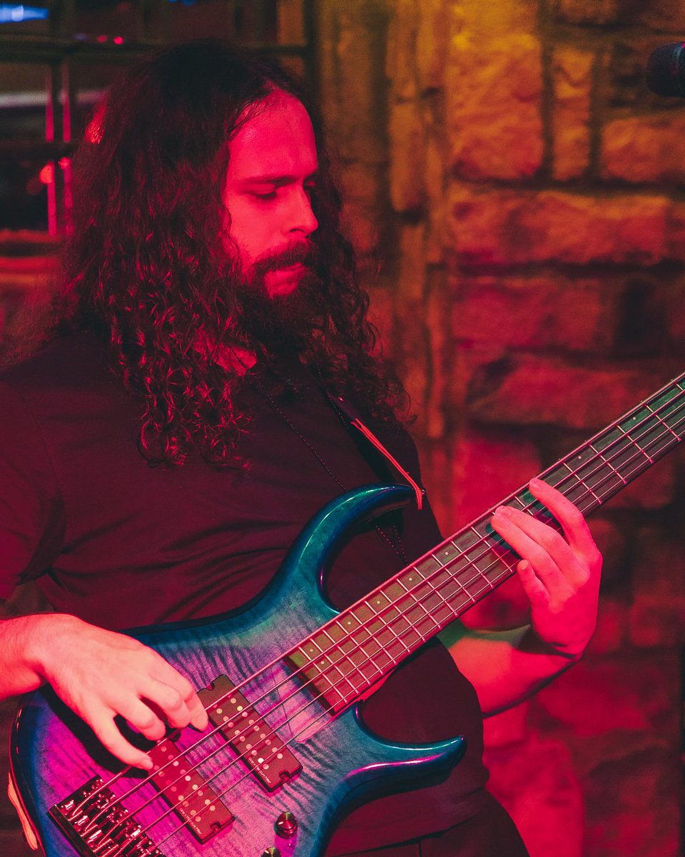 PleyelRock's tweet photo. Muy buenasss!! 
Nos llegan por aquí unas fotacas que nuestro amigo PabloEnAcción sacó en el concierto de @SALA_REVOLVER , el pasado 6 de septiembre.

Muy pronto tendréis más noticias nuestras!!🔥🔥 https://t.co/GnCwPLR5Uf