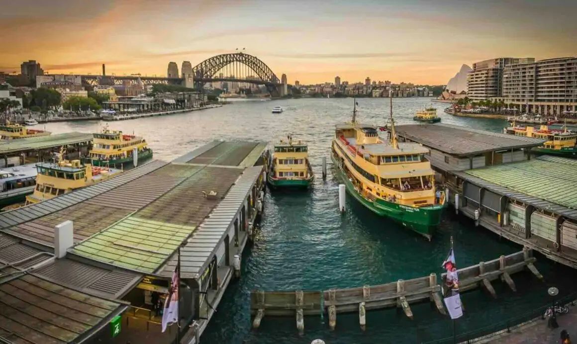Sydney ferry fleet to go fully electric, with first EV ferry on the harbour in 2026. smarterfutur.es/3MXUQlY