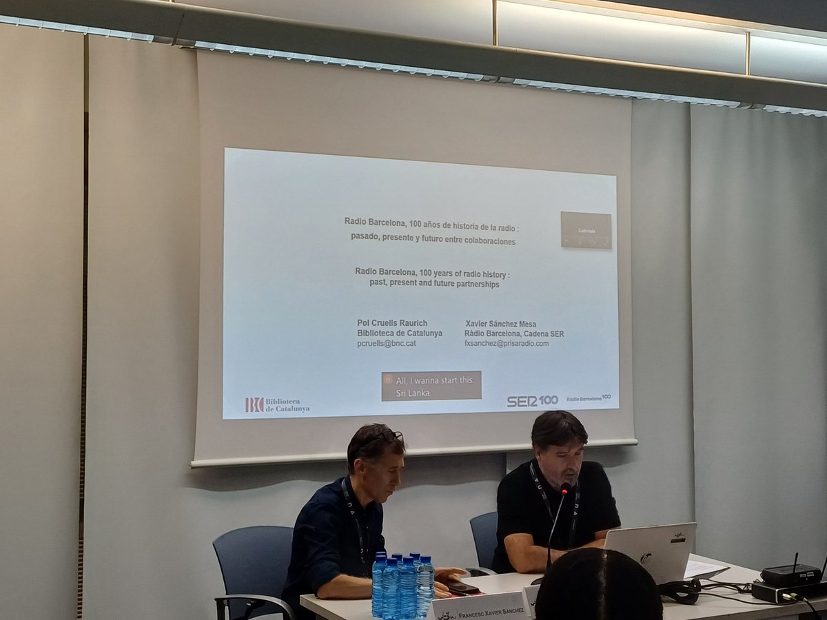 <a href="/polcruells/">Pol Cruells</a> i Francesc Xavier Sánchez en la seva presentació al congrés de <a href="/iasa_web/">IASA</a> a València. Sessió molt concorreguda. Excel·lent mostra dels 100 anys de <a href="/radiobarcelona/">Ràdio Barcelona</a> i de la cooperació de l'emissora amb el sector públic: 30 anys, amb la <a href="/BiblioCatalunya/">Biblioteca de Catalunya</a>.