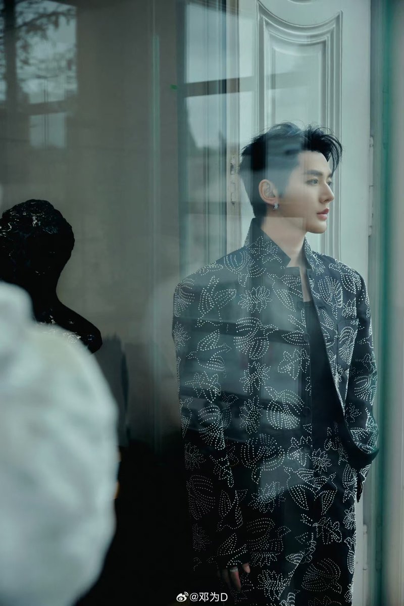 TramLe226's tweet photo. DENGWEI at DIOR PFW25
#DengWeixDiorSS25
#ParisFashionWeek 
#DengWei #เติ��งเหวย 
#DiorSS25  #DiorxDengWei  #Dior https://t.co/Wqr3cx45DY