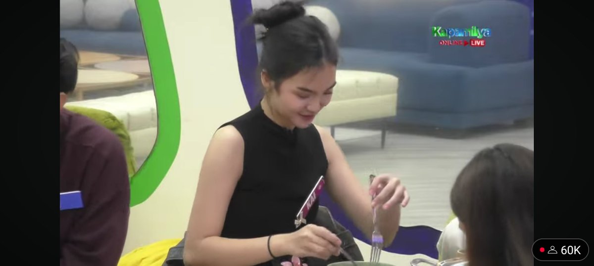 HekuySoompi's tweet photo. Yung dalawa kabado kasi they don't know that they gained thousand of fans. Tas yung isa hindi kabado cause she knows already that she have million fans+mannix management that will support her. #PBBGen
my jarren and my kai :<
BBS KAI
BBS JARREN https://t.co/Ar6TVVPMgr