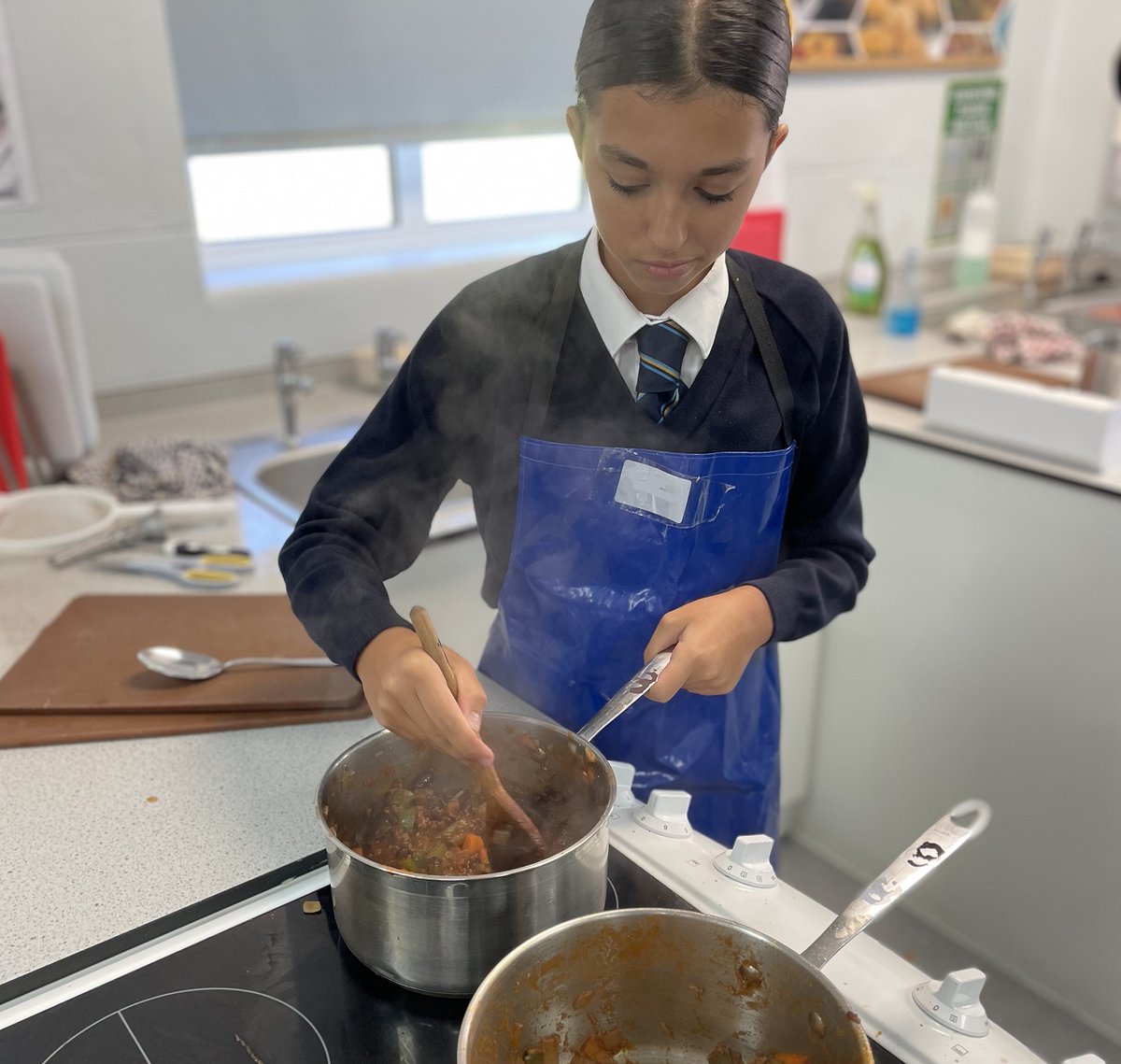 sirjohnlawes's tweet image. The Food Technology classroom smelt amazing as Year 9 students honed their culinary skills by creating a delicious chilli con carne - learning how to balance spices and master cooking techniques.

#foodtechclass #learningtocook