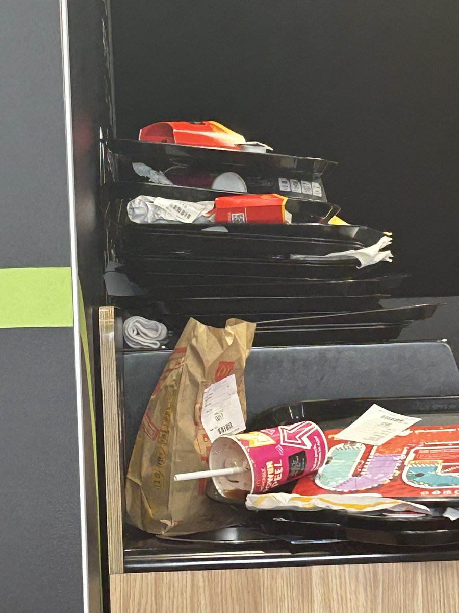 rambleonshiv's tweet photo. @McDonaldsUK  but the aylesbury high street store is actually filthy. There is waste in every surface and one woman left to clean this whole place up. https://t.co/s4dgncFVJq