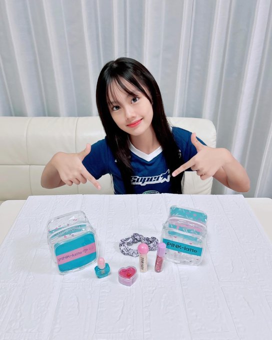 Twitterのコスプレ画像30