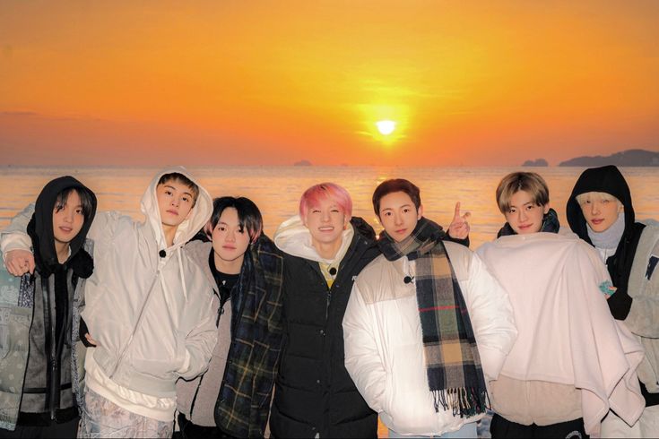 cutieeinjunn's tweet photo. kalau kau sayang mereka mari kita lakukan, kalau kau sayang nct dream ot7 tepuk tangan 👏🏻👏🏻👏🏻 https://t.co/x1ttdVhUvA