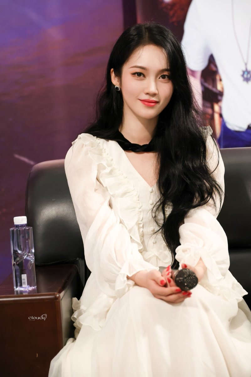 fu yaning archives tweet media