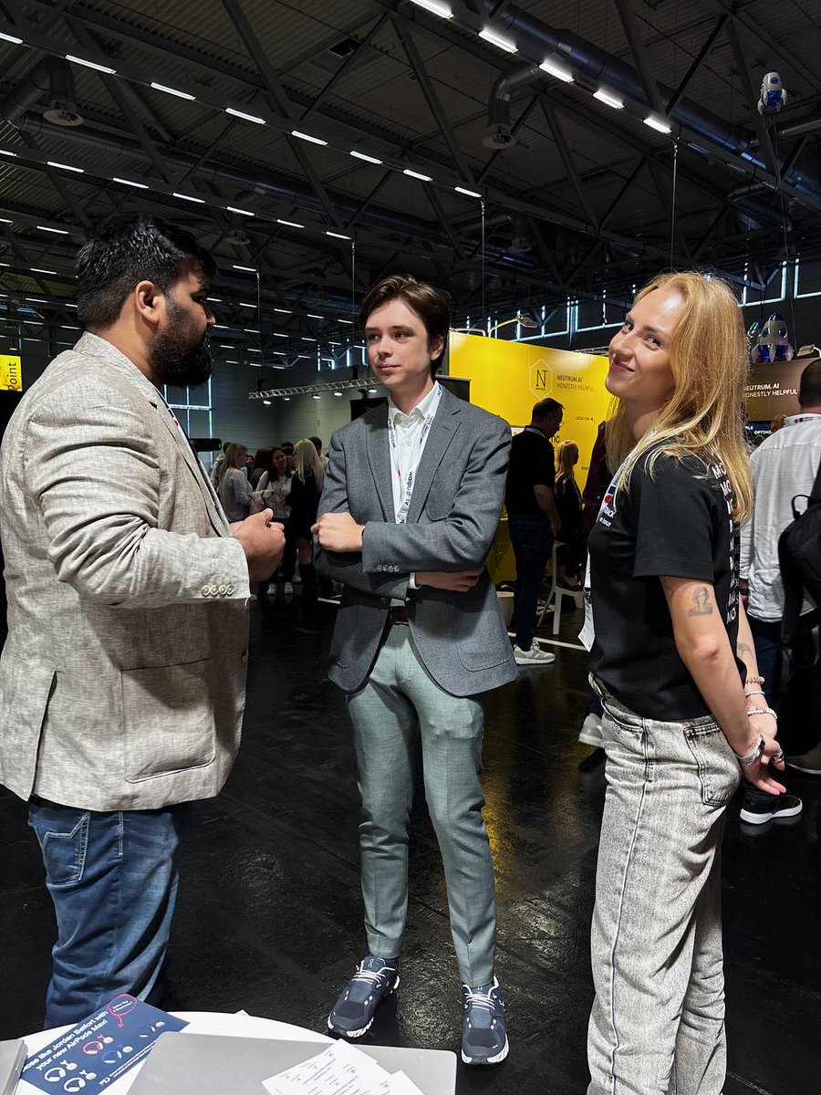 redtrackio's tweet photo. DMEXCO 2024 – Wrapped!
What an incredible event! From insightful conversations to new connections, the energy at #DMEXCO was unmatched.
Thanks to all who stopped by our booth – see you next time! 🙌
PS.: we’ve taken too many photos, so wait for more soon!
#RedTrack #dmexco24 https://t.co/oe8qoIKK8a