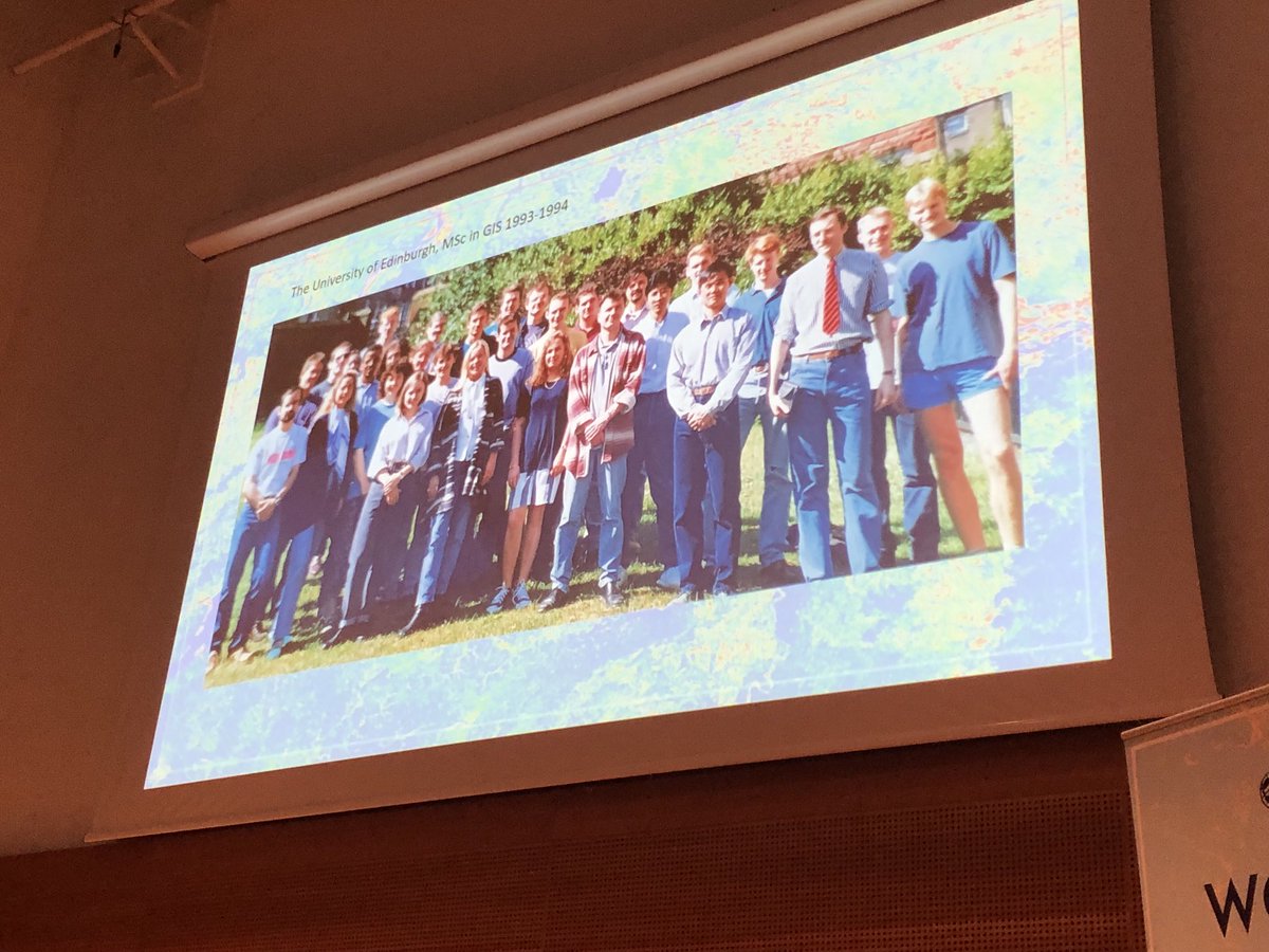 GIS4HE's tweet image. An amazing picture from the archives thanks to Anne Robinson @Geo_EDINA showing the MSc in GIS university of Edinburgh! #EsriUKSC
