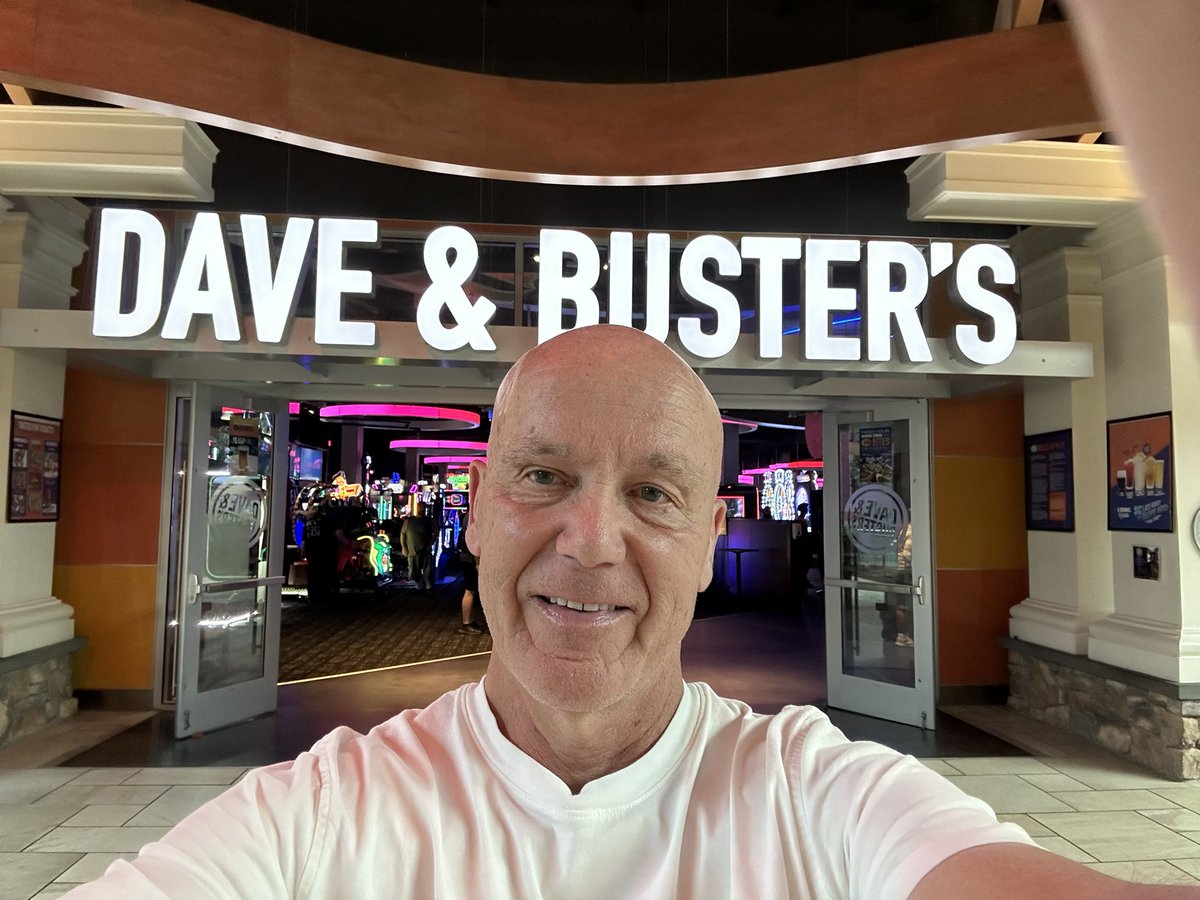 #DaveandBustersUFCSweepstakes