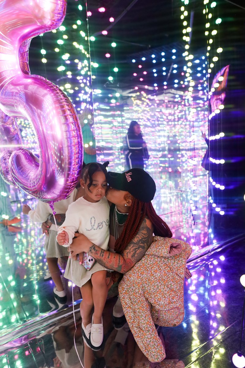 theaniyak's tweet photo. LIKE LOOK AT WHAT I CREATED 🎀 #bragdifferent #girlmom #spoiled. https://t.co/L4gPiTT30d