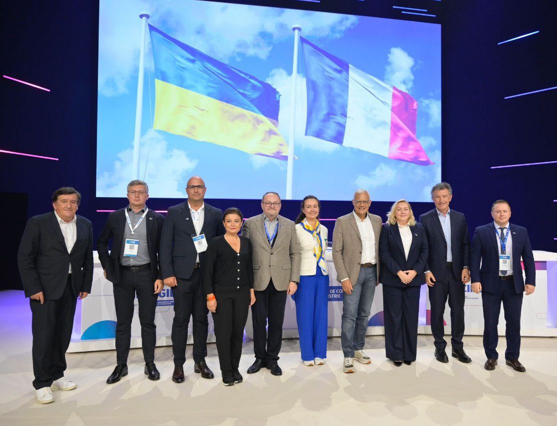 Franck LEROY (@franck_leroy_) on Twitter photo #CCINERGIES2024 | Depuis le début de la guerre en Ukraine, la <a href="/regiongrandest/">Région Grand Est</a>, avec les chambres consulaires et les entreprises, a joué un rôle crucial dans le soutien aux collectivités de Kharkiv, aux populations civiles, ainsi qu’au niveau économique et logistique.
La #CCINERGIES2024 | Depuis le début de la guerre en Ukraine, la <a href="/regiongrandest/">Région Grand Est</a>, avec les chambres consulaires et les entreprises, a joué un rôle crucial dans le soutien aux collectivités de Kharkiv, aux populations civiles, ainsi qu’au niveau économique et logistique.
La
