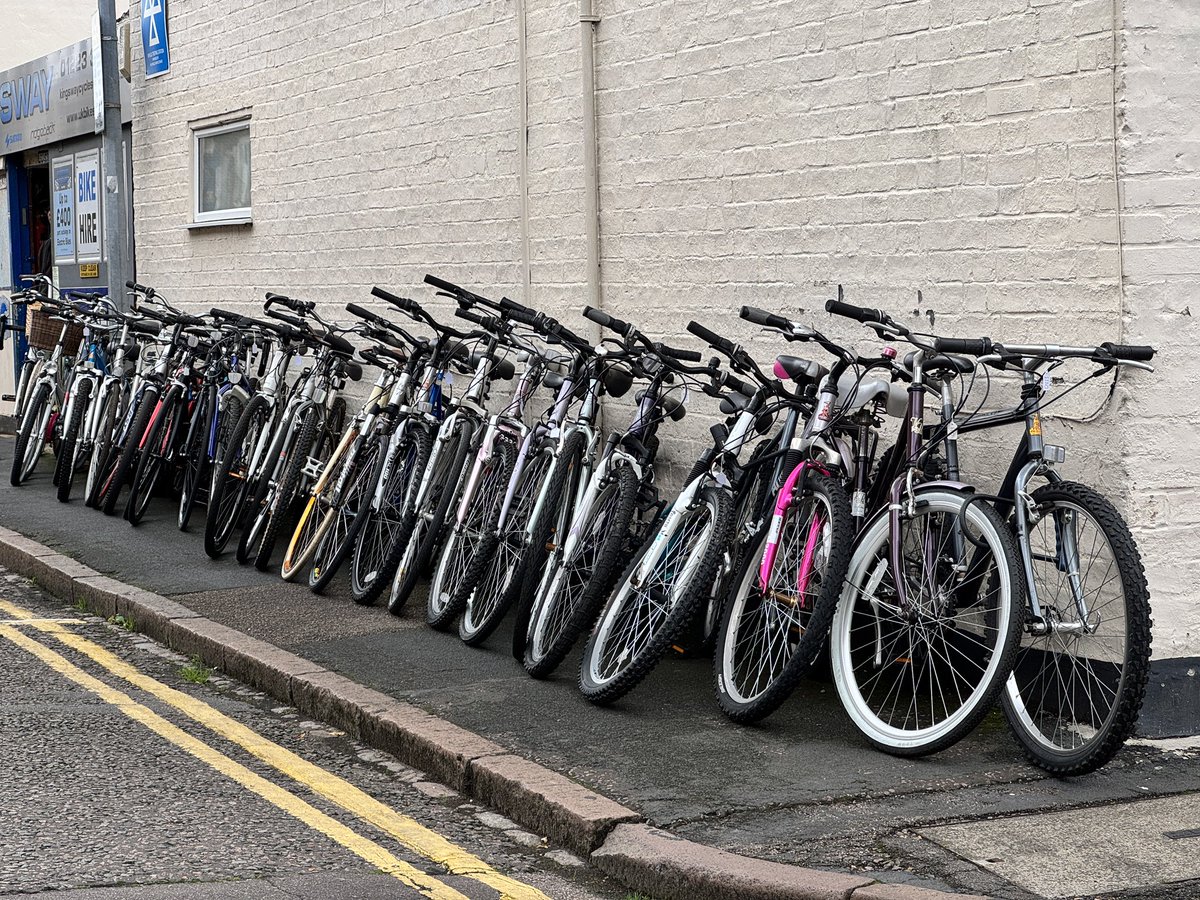 KingswayCycles's tweet photo. Welcome back to Cambridge! We always have a good stock of pre-loved bikes, from £110. Come and try some out. 

Open 8am-5pm  Mon-Fri; 8am-12 noon Sat.

#cambridge #backtocollege #cambridgeuniversity

📸 @JezPete https://t.co/Z5oqMK87Gt