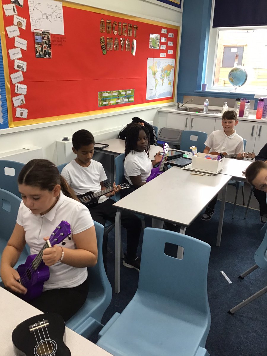 Year6A's tweet photo. Using our newly learnt chords G, D and E minor to help us play “Best Day of my Life” on the ukuleles! @MRPA_Music #music https://t.co/WQUOEHDct0