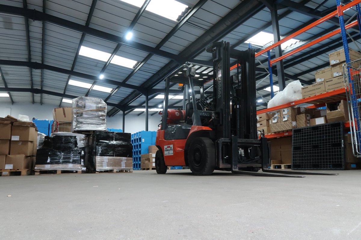 📦 At Rapid Pack, we specialise in both B2C and B2B fulfilment! From individual orders to bulk pallet shipments, we’ve got your logistics covered. Grow your online store faster with the right fulfilment partner. Head to our website for more

#Ecommerce #B2B #B2C #Logistics