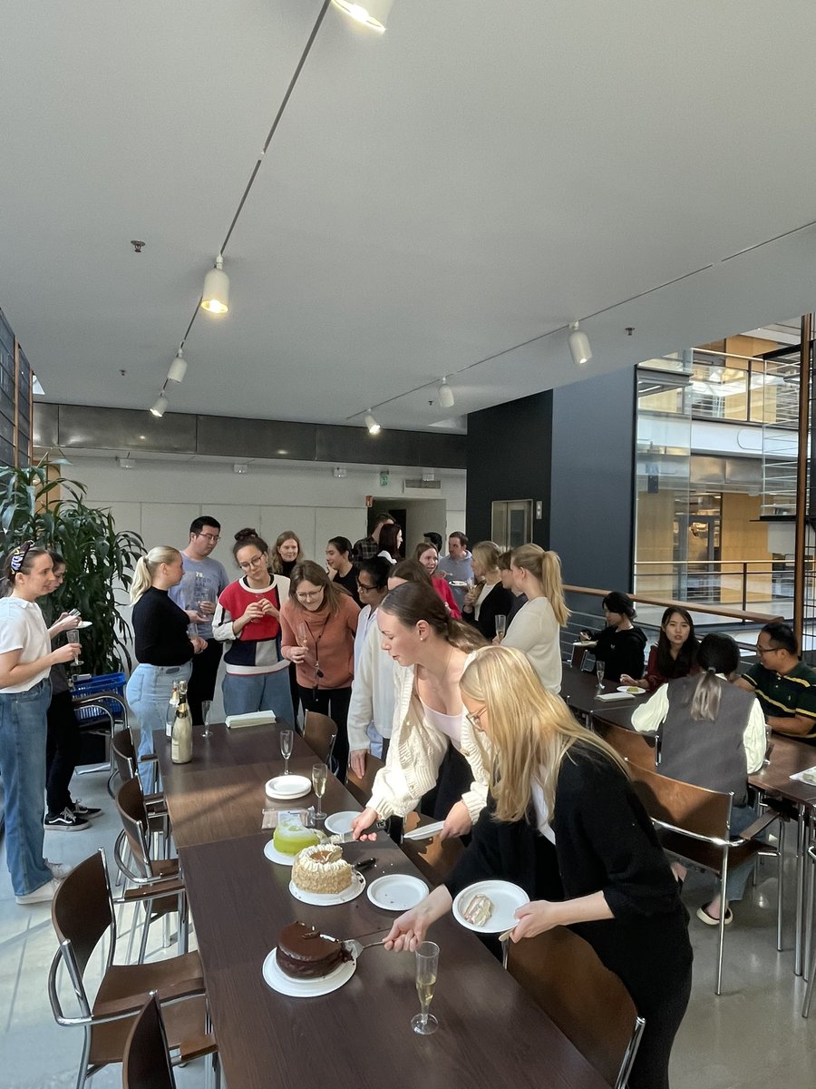 For us every day is a #CancerResearch Day! #spatialbiology in the making! Today was a perfect  day to celebrate acceptance #WorldCancerResearchDay