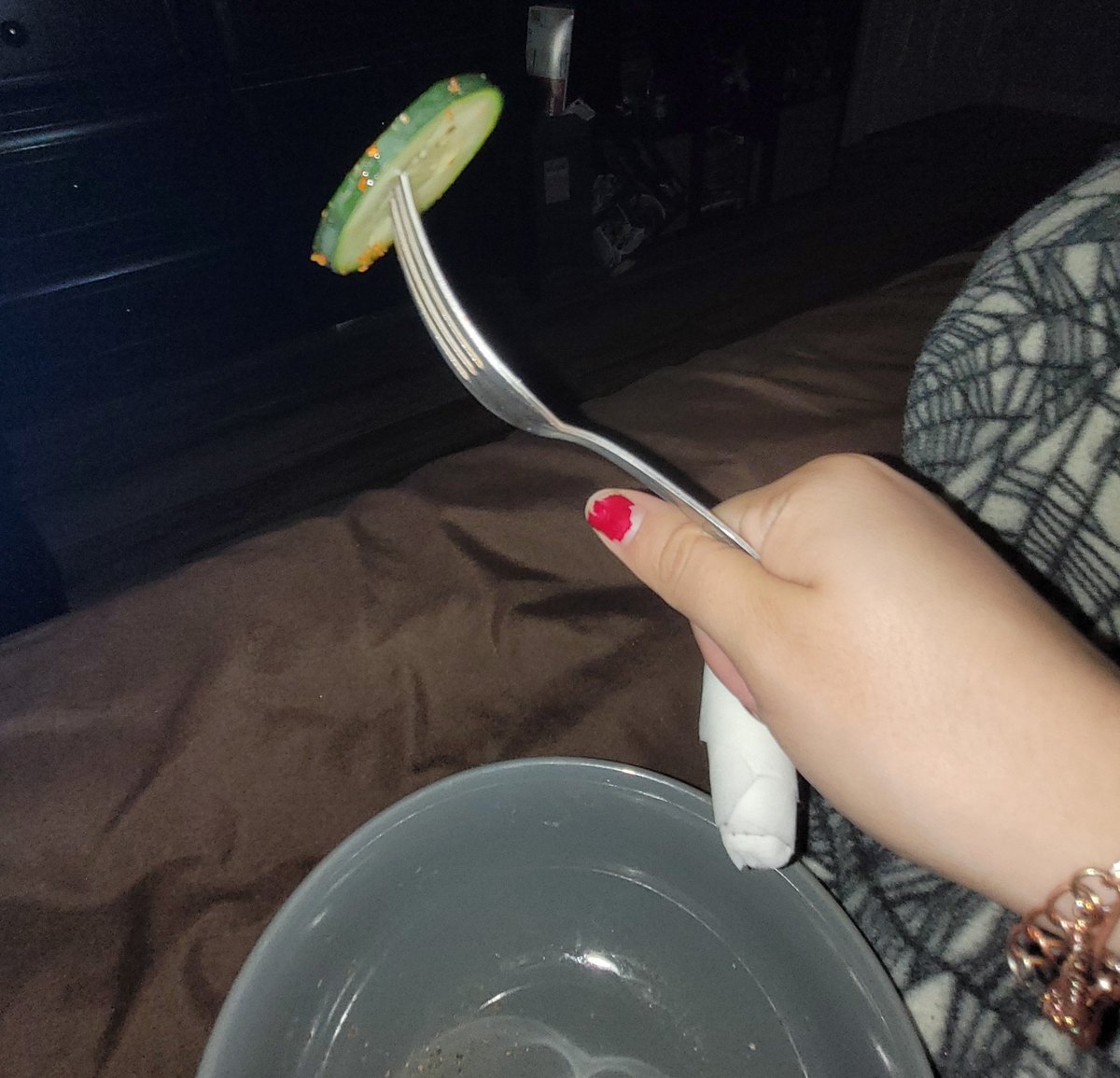 _Tozyo's tweet photo. guys point and laugh. I almost cut the tip of my finger off and did lose half of my nail. on a mandolin. 
for CUCUMBER. https://t.co/WtzOa5AxkE