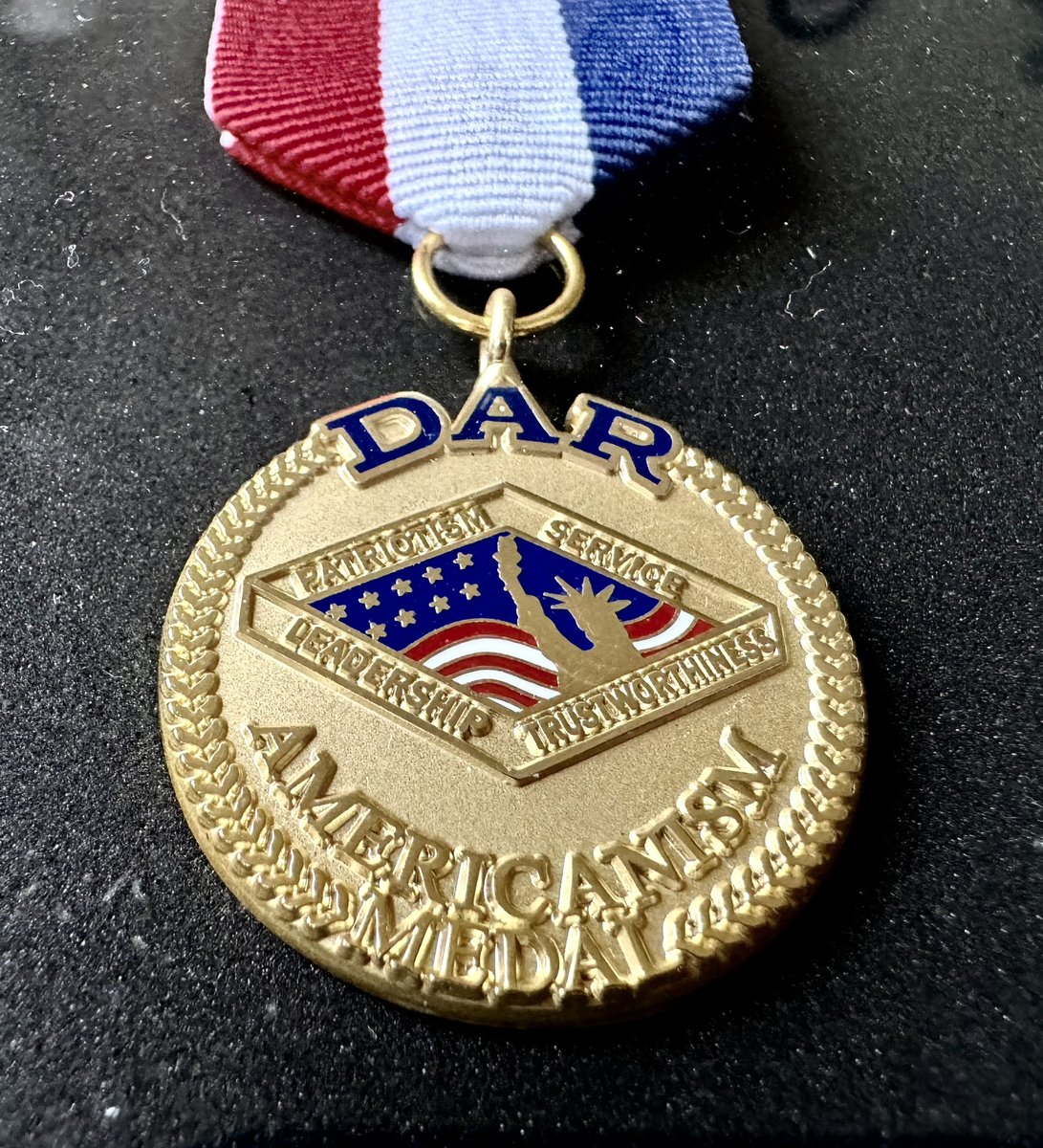 Incredibly honored to receive the national Americanism Award from <a href="/TodaysDAR/">DAR</a> , nominated by their Middletown, NJ, chapter.

Watch the 2-minute speech I was allowed to give to hear why we do what we do, because it's certainly not for any accolades.

youtube.com/watch?v=Fy8yys…