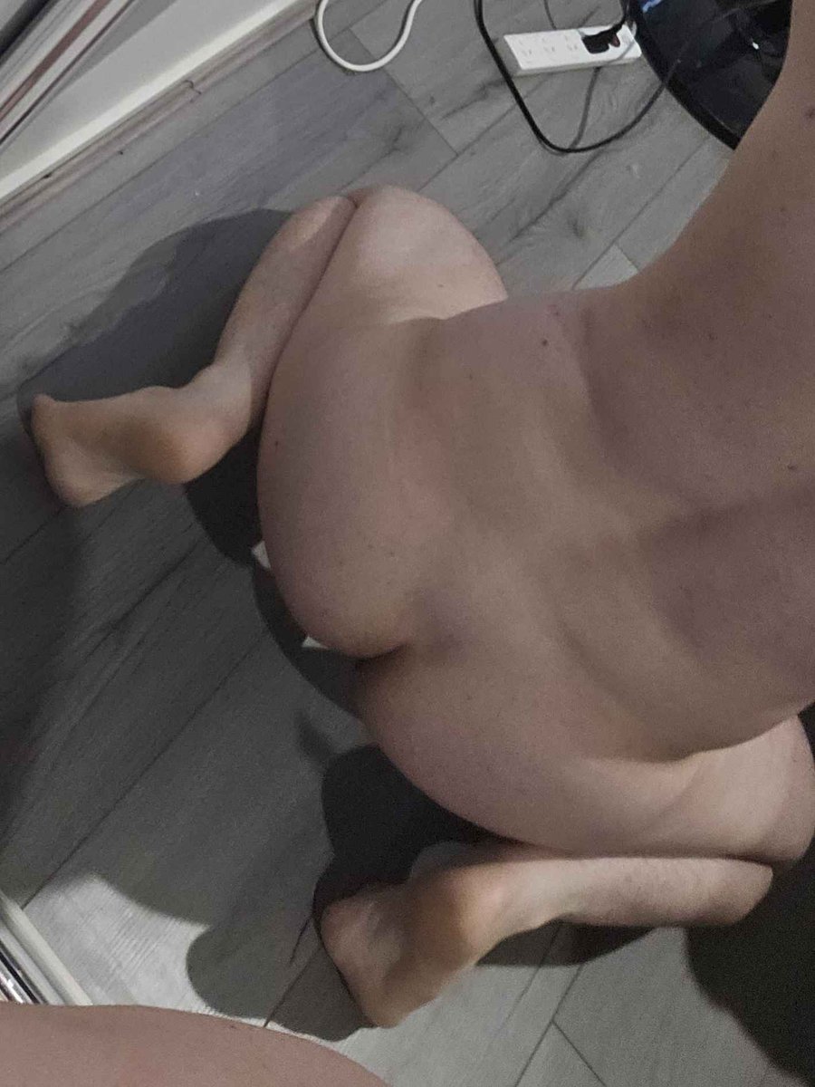 jaydenipple's tweet photo. I can't wait for people to watch me fuck my ass with my fingers and a toy on my onlyfans 🤭 you can see my cock dripping from it 🤤😍

https://t.co/Fa164sDv7J

#onlyfans #nudes #sextoys #asshole #squirt #wet #biboy https://t.co/zUNiCP73OG