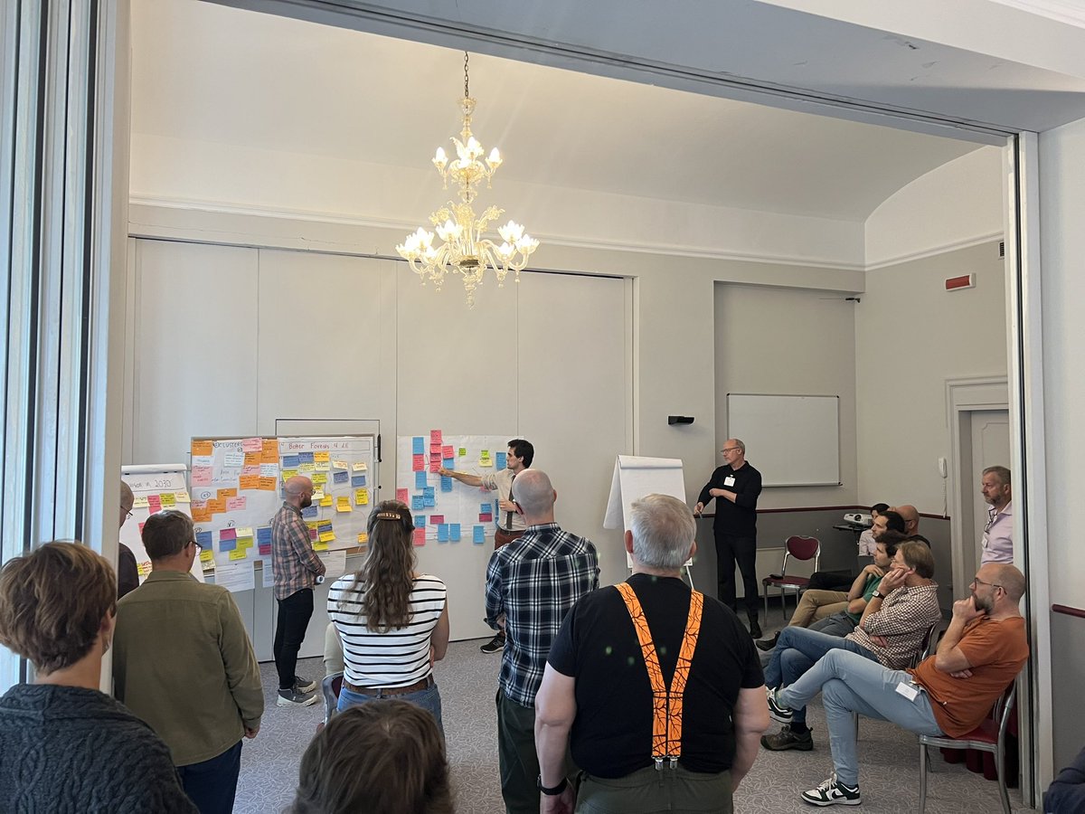 forestpaths_eu's tweet image. Policy Lab participants have held various discussions on how we can reach our forest visions.

There are still many questions left:
- How can we have mandatory regulatory strategies? 
- Can we start now and not wait until 2040 for example? 

Find out more soon! 

#ForestPathsPL24