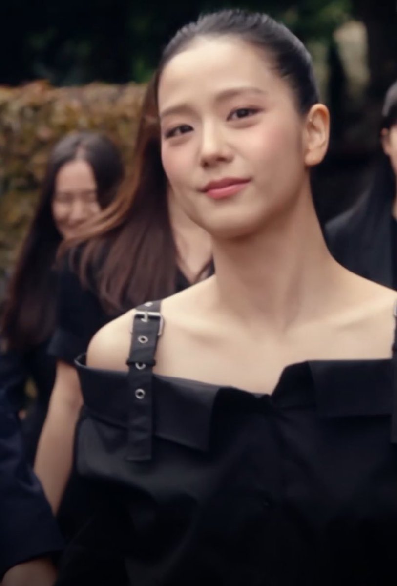 Myname__Kitkat's tweet photo. I love you, I love you, I love you so much🥰
LADY JISOO AT DIOR PFW
#JISOOxDiorSS25 https://t.co/q7qVfJmMmP