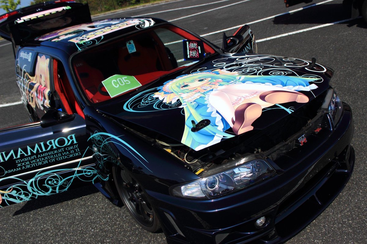 esegtr's tweet photo. #ノーマルから作りました
現在は自宅敷地内で休眠中
2011/2月から前期２６０を購入して板金屋と悪巧みしながら始まったＲ３３顔計画
色々と有り作業も中断してましたが、復興イベント時には形は完成しましたが内装無しで参加した記憶が
翌年からは引退まで毎回進化してACGに出てた思い出深い車両です https://t.co/aC9oFrJVqZ