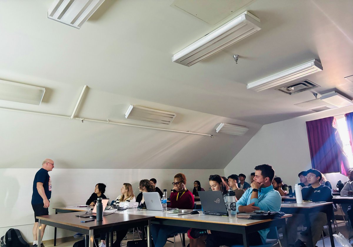 A big thank you to Jeff Dahn for sharing his valuable insights during yesterday's Create LES Program workshop. His expertise plays a pivotal role in advancing &amp; shaping the future of Innovative Energy Solutions! #NSERCsupport #Energy #DalhousieUniversity