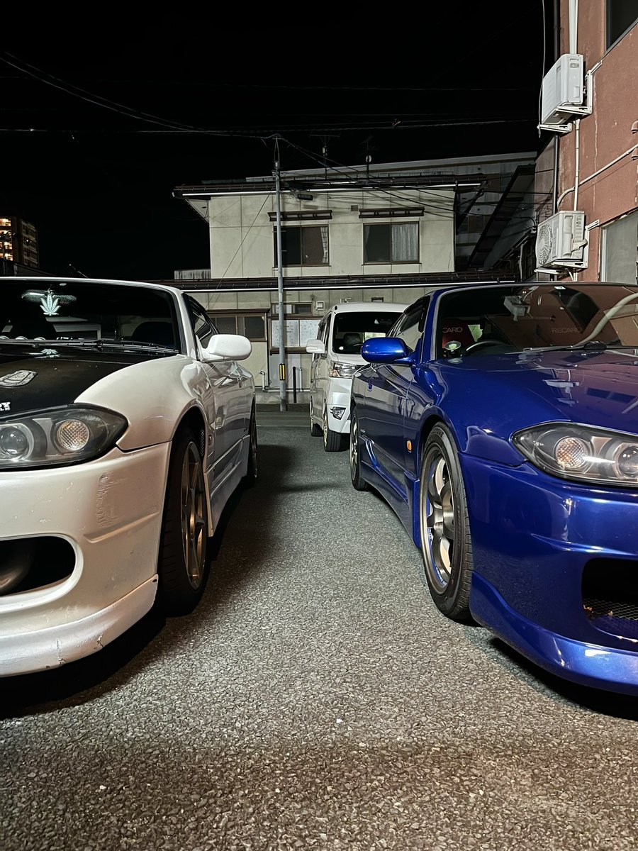 OZONE93763300's tweet photo. 〜Everyday Is A Winding Road〜
NISSAN S15シルビア
spec.R × spec.S
自分含め周りのシルビアはターボばっかりだからNAと乗り比べできるの貴重すぎ!
#NISSAN #日産 #シルビア #S15
#ドライブしよう #OpenYourWorld
#夏か終わるともう会えない
#specR #specS #6MT #5MT
#最後のシルビア https://t.co/HIdD7C6oJu