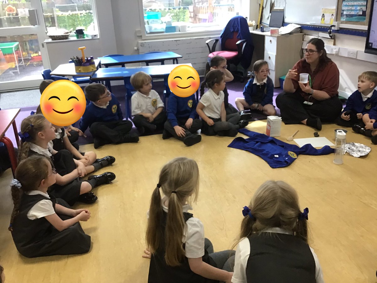 StPPPrimaryY1's tweet photo. Today we began our new science topic ‘Everyday Materials’. We discussed what the children already knew and the different materials we could find around the classroom. 
#science #everydaymaterials #year1 @StPPPrimary https://t.co/5vj55YRZ32