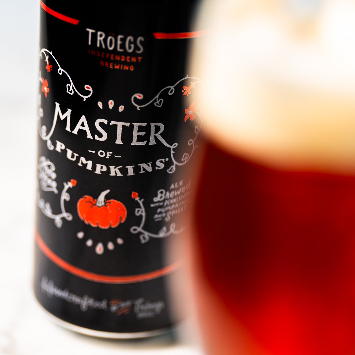 TroegsBeer's tweet photo. The Master of Pumpkins is back! This seasonal ale is made with Pennsylvania-grown longneck pumpkins and a blend of nutmeg, cinnamon, ginger, and clove. Keep an eye out for it at Tröegs locations and check https://t.co/JFWBOgLKF1 for availability. #Troegs #MasterofPumpkins #PABeer https://t.co/ZBUNbsCng9