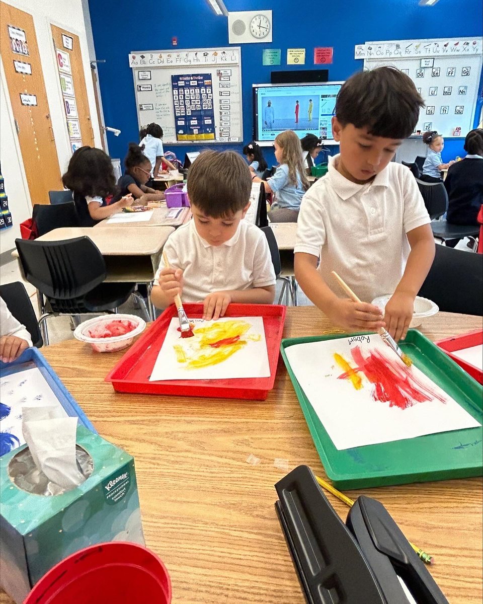 Ps96x's tweet photo. Kindergarten artists are getting creative with paint!  They are learning all about primary colors and painting with tempera paint cakes.  We can’t wait to see what they create with Ms. Warren in art! @cristinevaughan @District11BX https://t.co/66aDFOPDLx