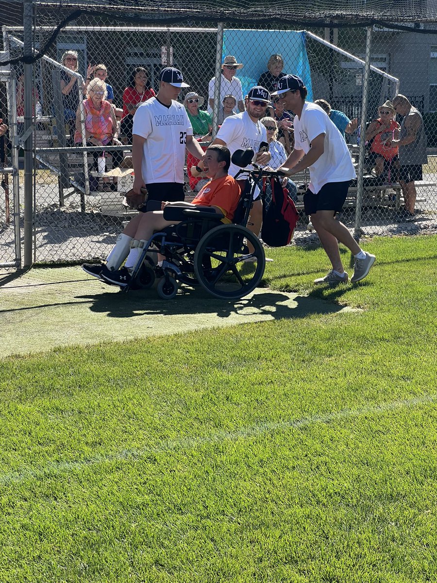 Great time helping at the Challenger League games. Go Knights⚔️ <a href="/MarianUBaseball/">Marian Baseball</a>