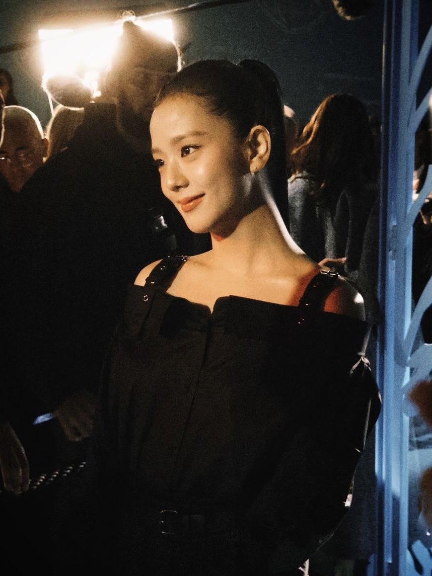 jisoogaIIery's tweet photo. https://t.co/JmMiapuR9M
