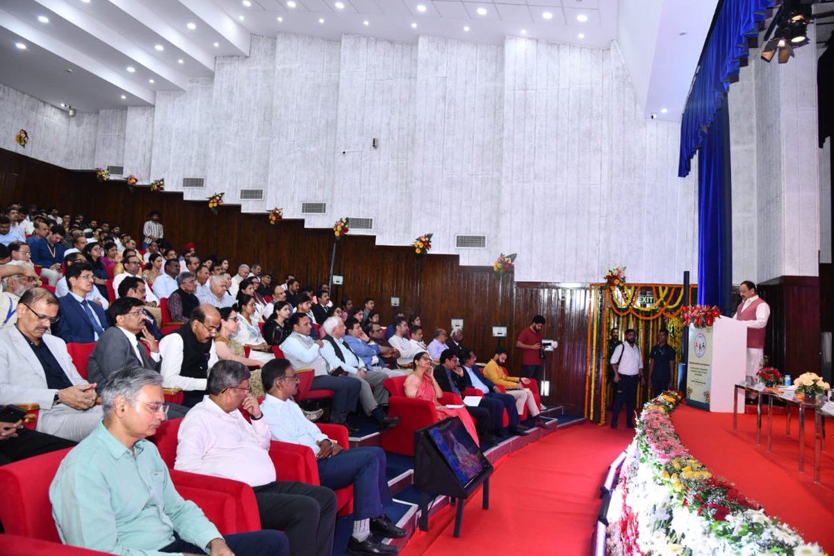 MoHFW_INDIA's tweet photo. #HealthForAll 

Union Minister of Health and Family Welfare, Shri @JPNadda addresses 4th Anniversary Ceremony of the National Medical Commission

Encourages NMC to achieve the target set by Hon’ble Prime Minister of India of adding 75,000 medical seats over the next 5 years to meet the growing demand of aspiring medical professionals

National Medical Register is a dynamic database for all allopathic doctors which has already received about 20,000 applications: Shri JP Nadda

“Recent efforts towards serving public health especially the Family Adoption Program will prepare MBBS students to become more humane and skillful clinicians”

https://t.co/zBhS8Hntsy