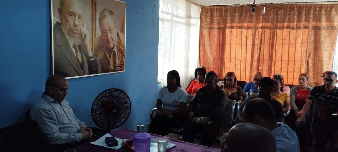 Intercambia la dirección de la MMCV con el Consejo de dirección  del estado Apure, el objetivo fundamental: evaluar la calidad de la atencion que se brinda al hermano pueblo venezolano y las condiciones de vida y de trabajo de nuestros colaboradores. #CubaCoopera #CubaPorLaVida