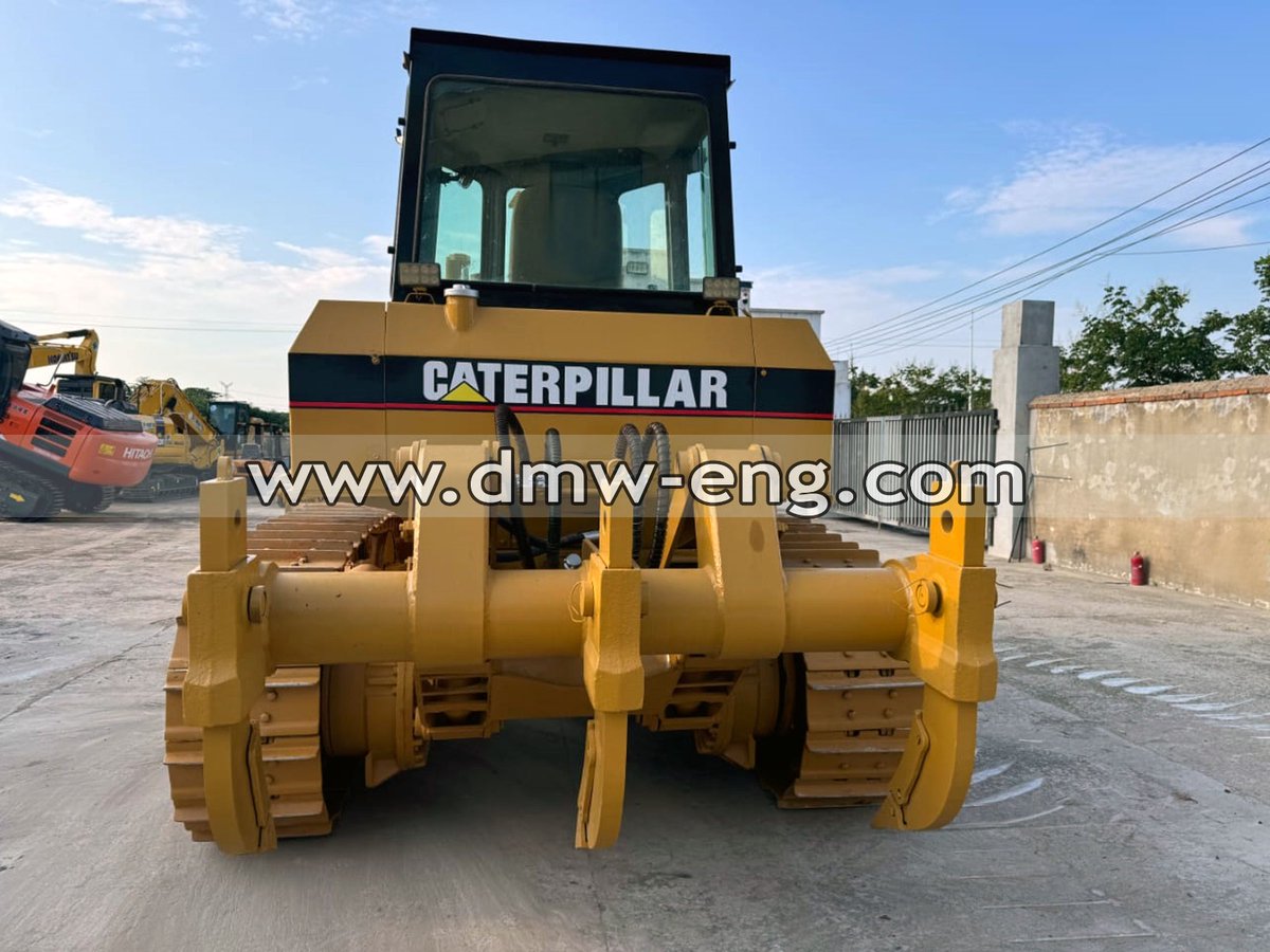 DmwEngLTD's tweet photo. Available Now..  Fairly Used  CAT D6G Loader, We deliver nationwide in Nigeria #HeavyMachineryNigeria #BuildNigeria #BackhoeForSale
#Diddy
Nigerian Army Kelly TG Omori Nnamdi Kanu Saudi Arabia Israel https://t.co/h62jllEnfB