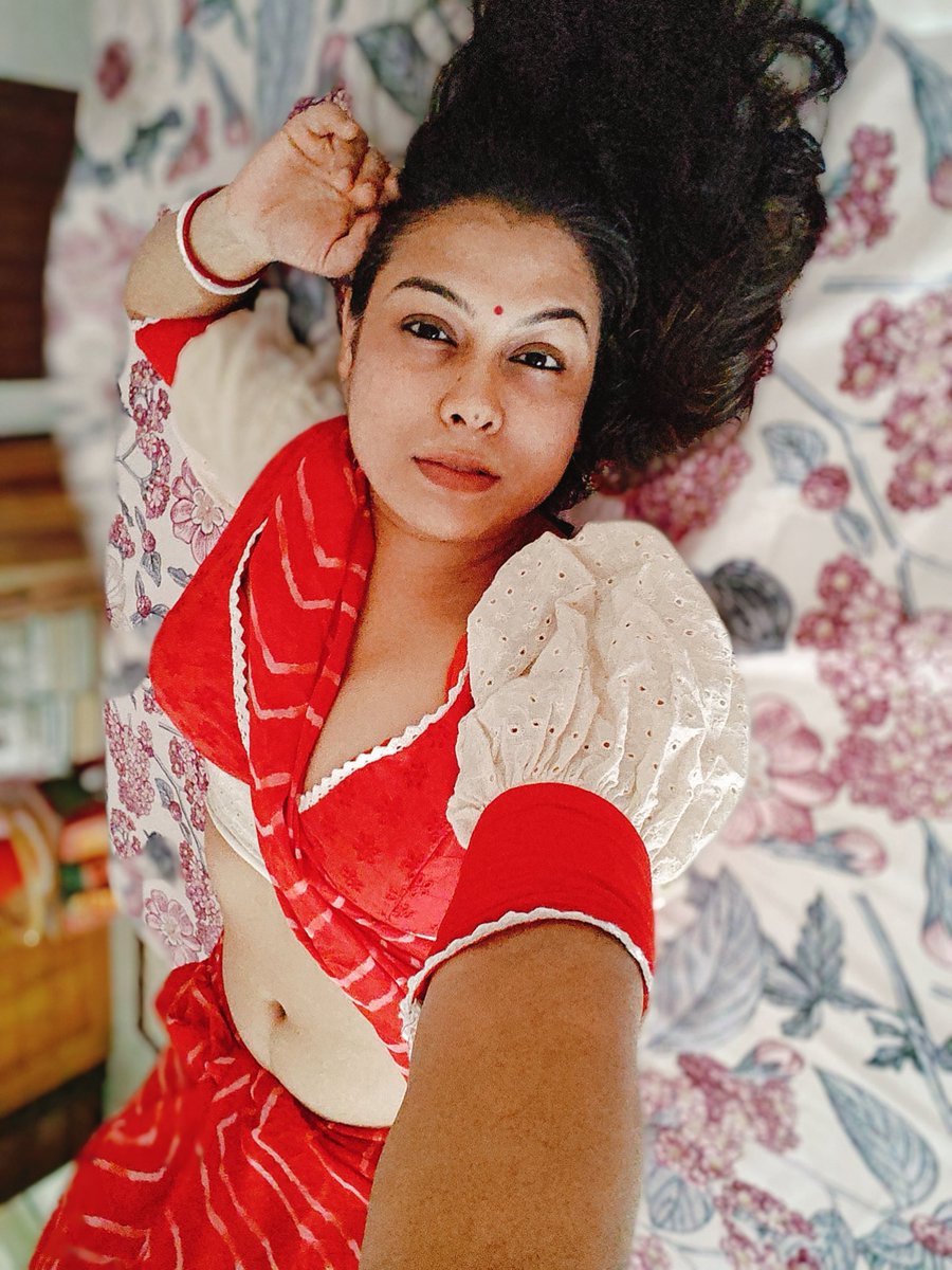 LagnaRay6770's tweet photo. The crimson spread
#sareewomen #sareeseduction #sareelook #sareenavel #curvy #sareeaddicted #sareeposes #sareefashion #sareestyle #sareedrapingstyle #sareelove #sareeblouse #navel #sareeswag #sareedraping #sareegram #sareenotsorry #sareelovers https://t.co/8gqDJNQC6y