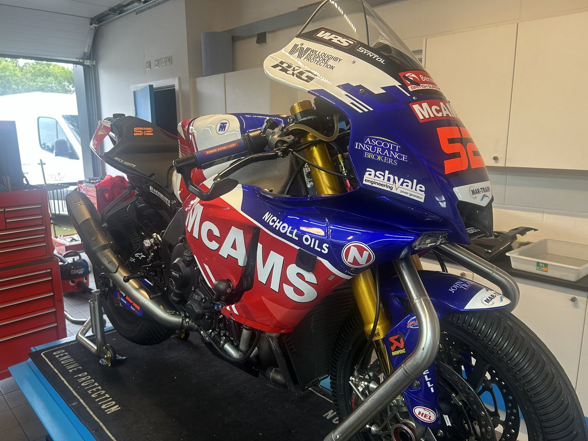 Chris Anderson tweet media