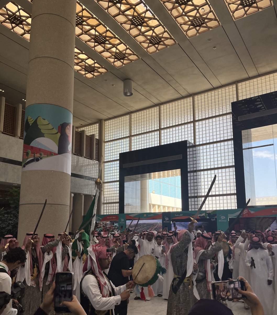 icolldi's tweet photo. 💚🤍Saudi National Day at KAU🤍💚 https://t.co/rU8NchT6yg