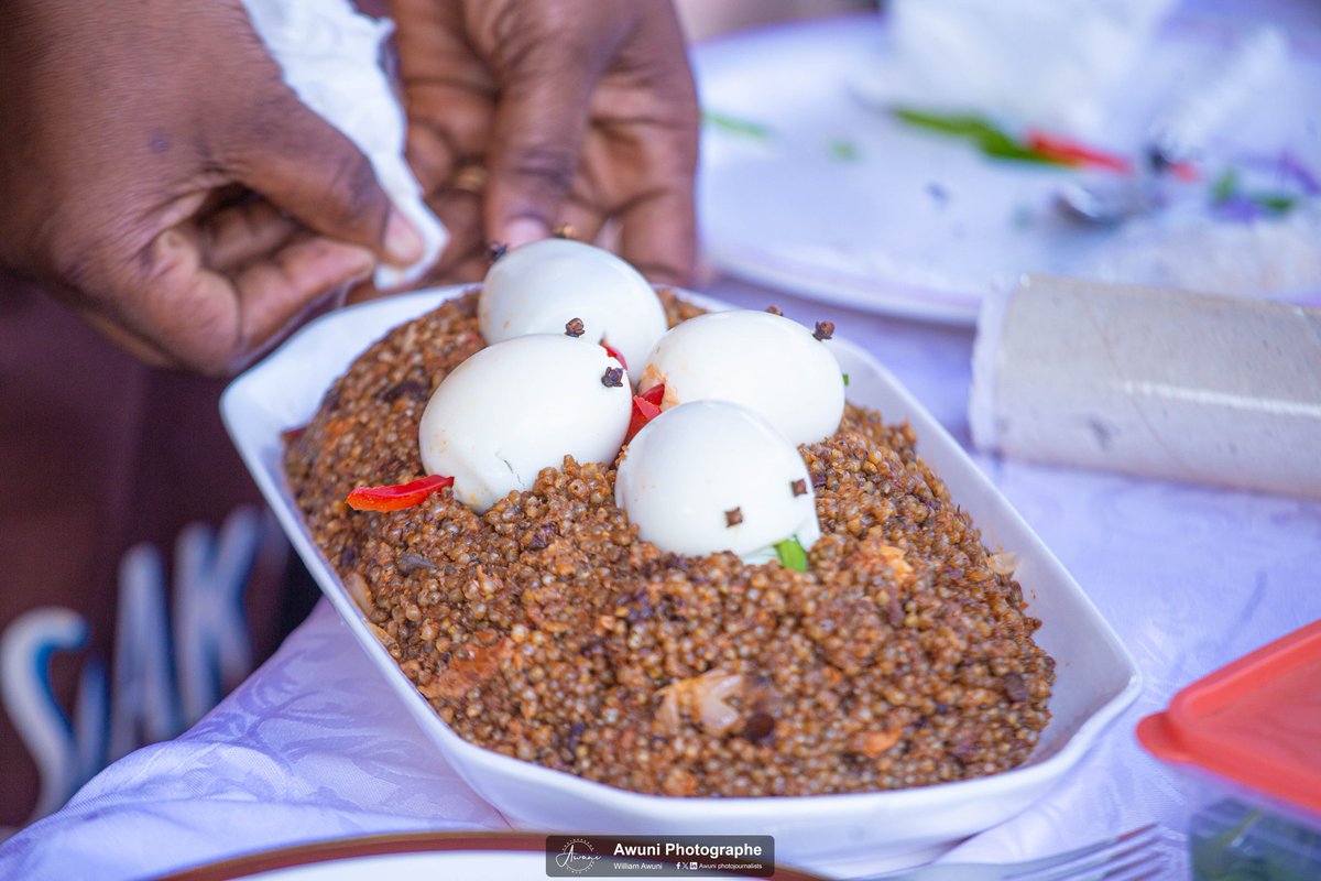 Mmbaphoto's tweet photo. Before i will start the 2024 Damba fest let's start with food
#Dambafestival
#Eatghanafood
#Eatlocalfood
#proudnortherner
#Awuni https://t.co/CuA4gHwnI6