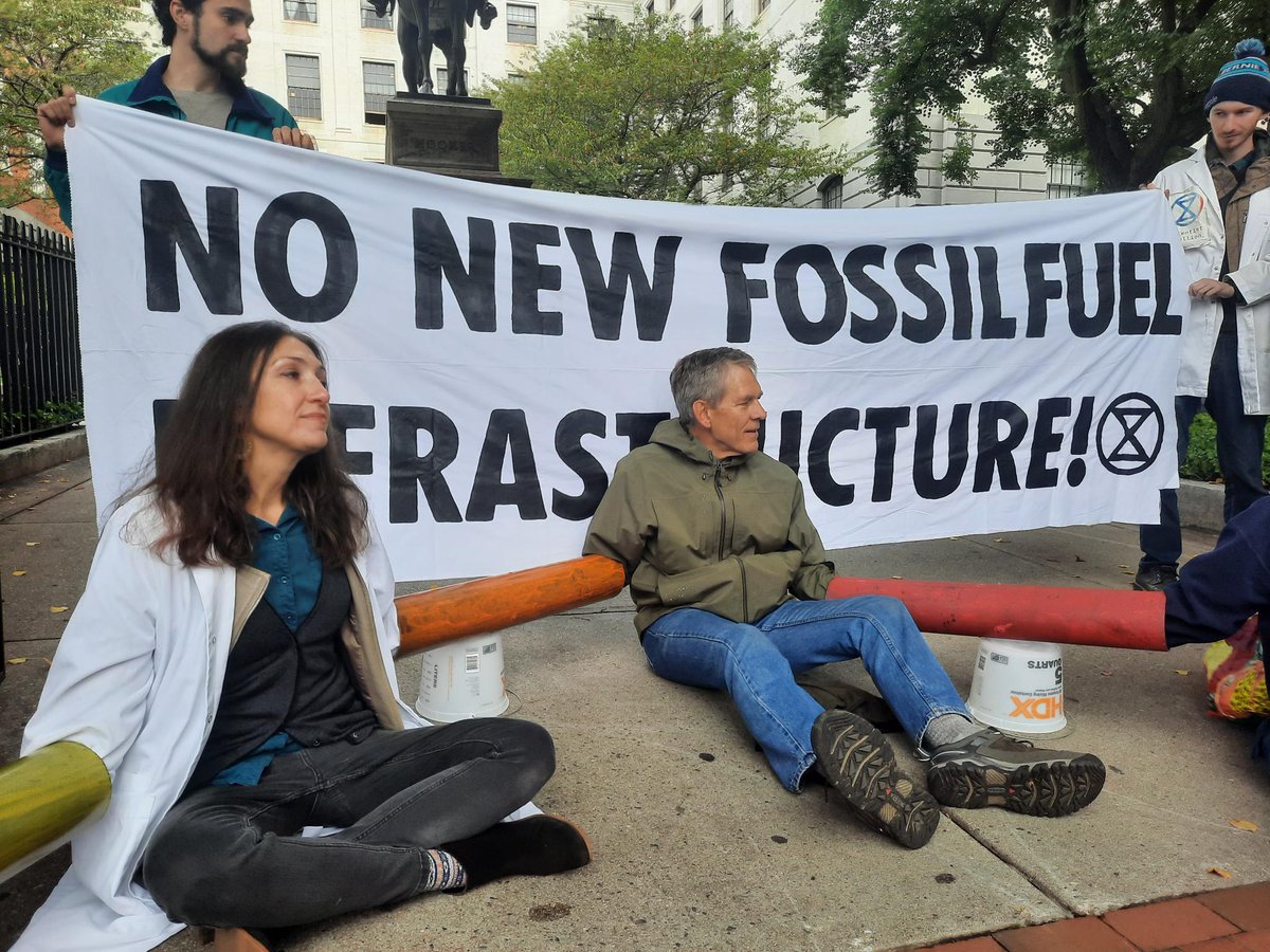 Despite a 14-month standout at the State House, we have no response from <a href="/MassGovernor/">Governor Maura Healey</a> or legislative leaders on #climatecrisis. Our taxes continue to fund fossil fuel infrastructure. We'll keep coming back until our demand is met! xrboston.org/press/xr-bosto…