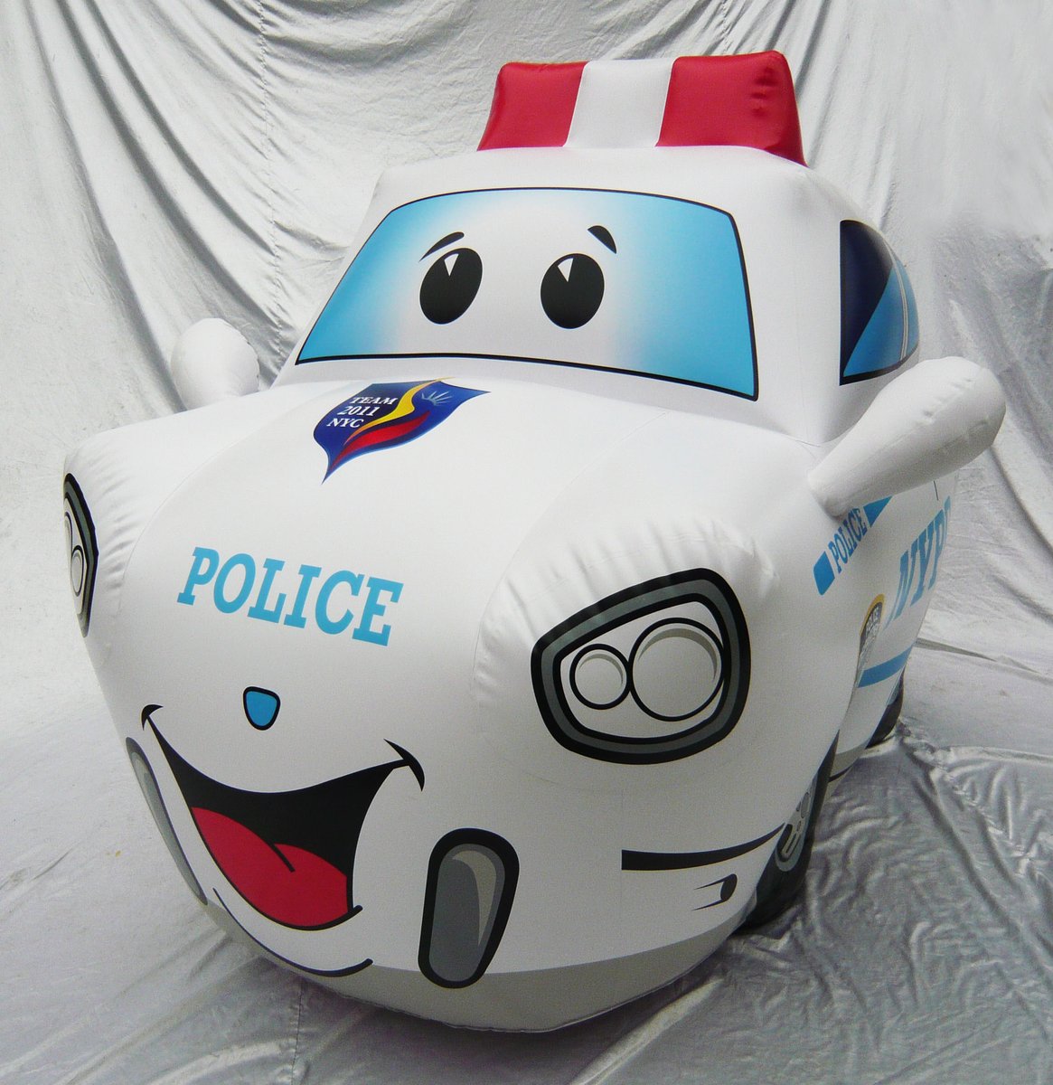 JetCreations's tweet photo. Supporting our heroes! 🚓🚒 Jet Creations proudly makes custom giant 15 foot tinflatables for the NYPD and NYFD. Whether it's for events, training, or fun displays, we’ve got you covered! 👮‍♂️👩‍🚒 #NYPD #NYFD #CustomInflatables #SupportOurHeroes #JetCreations #NYC  #inflatable https://t.co/KIuYDDFgDr