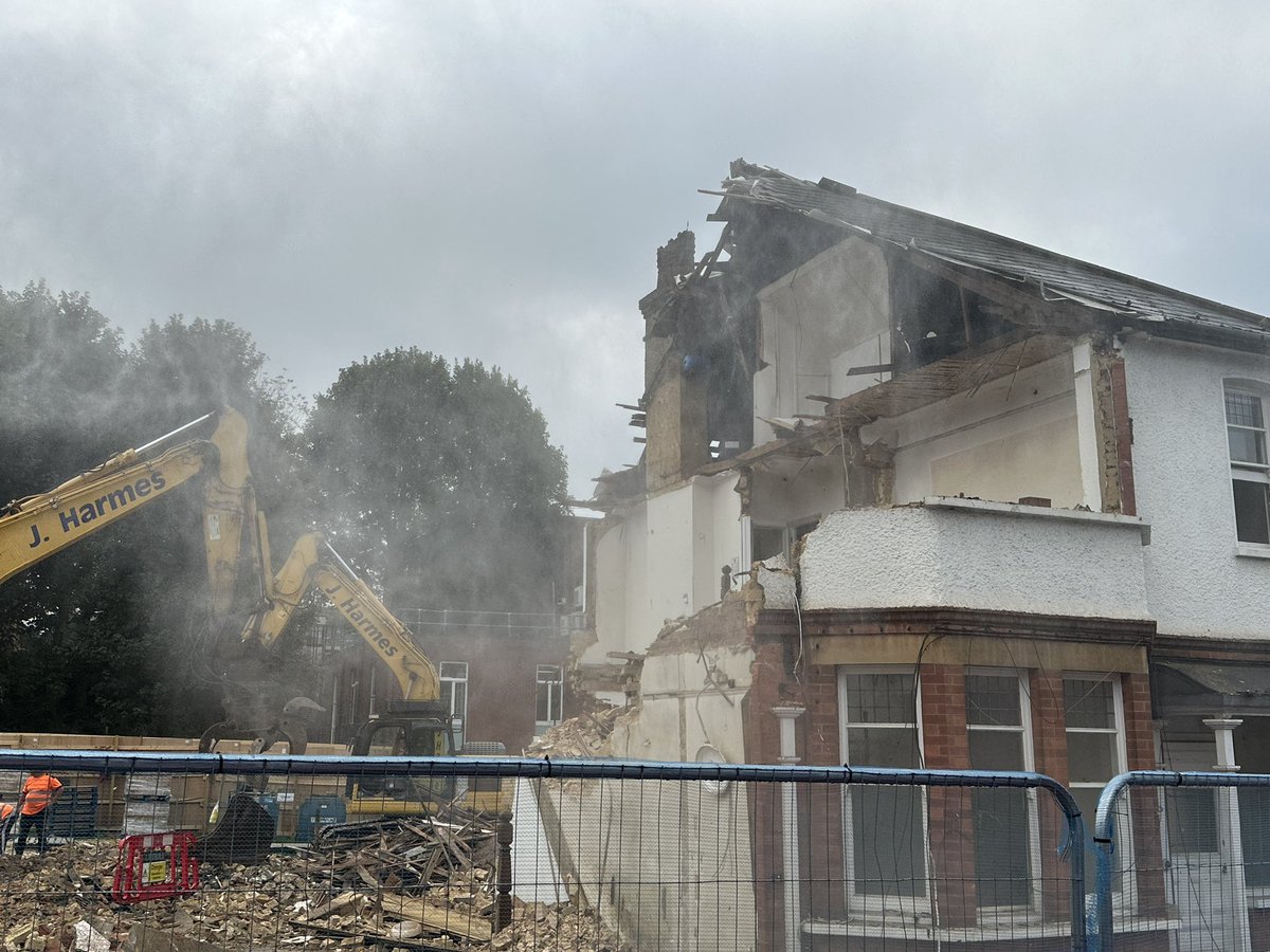 Sutton High Estates tweet media