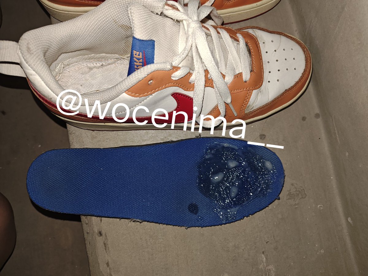 身高170＋的一个妹妹  大学刚毕业  一直知道她家地址但是在外地上学  暑假回来直接玩到骚鞋  还有两双阿迪  朋友圈喜欢发腿照  推上没什么有质量的新帖子了  都是偷以前的图在发来发去  以后可能不怎么想发了 且看且珍惜 #扫楼 #打胶 #扫楼打胶 #玩鞋 https://t.co/vlrPeqe6qp