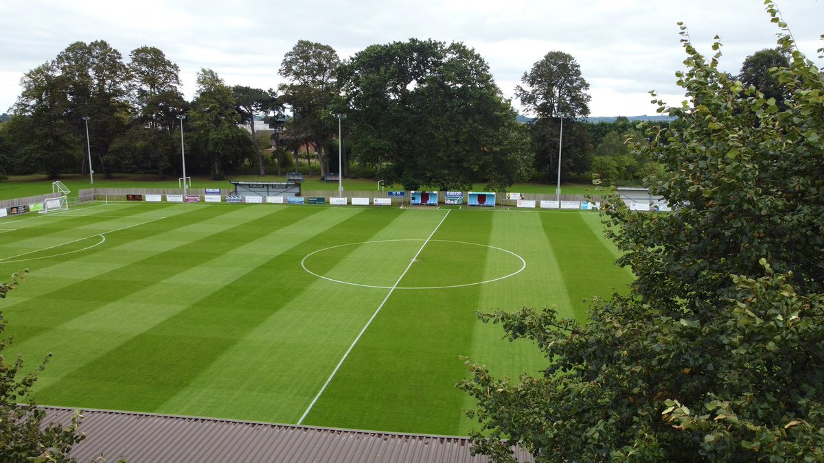 joeeemdavis's tweet photo. 3 days difference between first pics. Game on tonight let’s go! #UpTheFields https://t.co/sG8fIca9RB