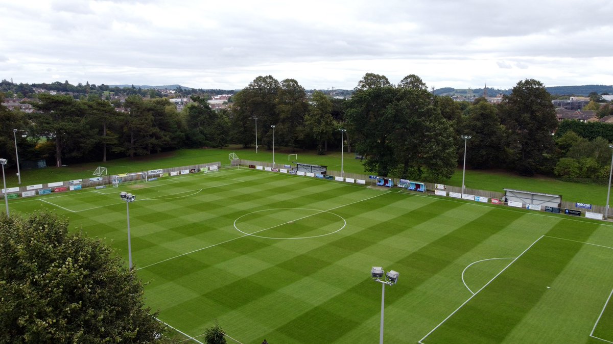joeeemdavis's tweet photo. 3 days difference between first pics. Game on tonight let’s go! #UpTheFields https://t.co/sG8fIca9RB